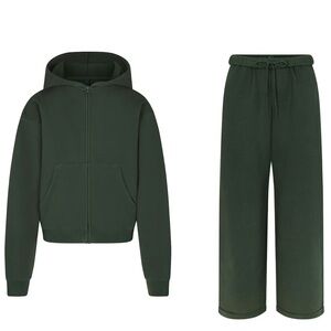 Skims Cotton Fleece Set in Spruce